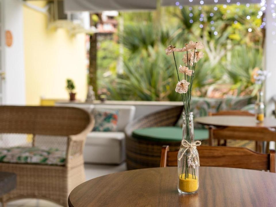Alojamento de Acomodação e Pequeno-almoço Casa Amarela