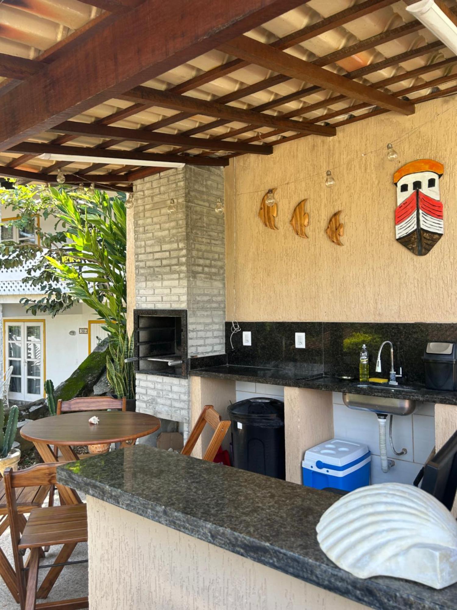 Casa Amarela Bed and breakfast Angra dos Reis